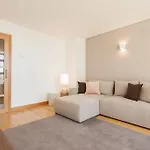 Apartment Your Oriente Lisbon